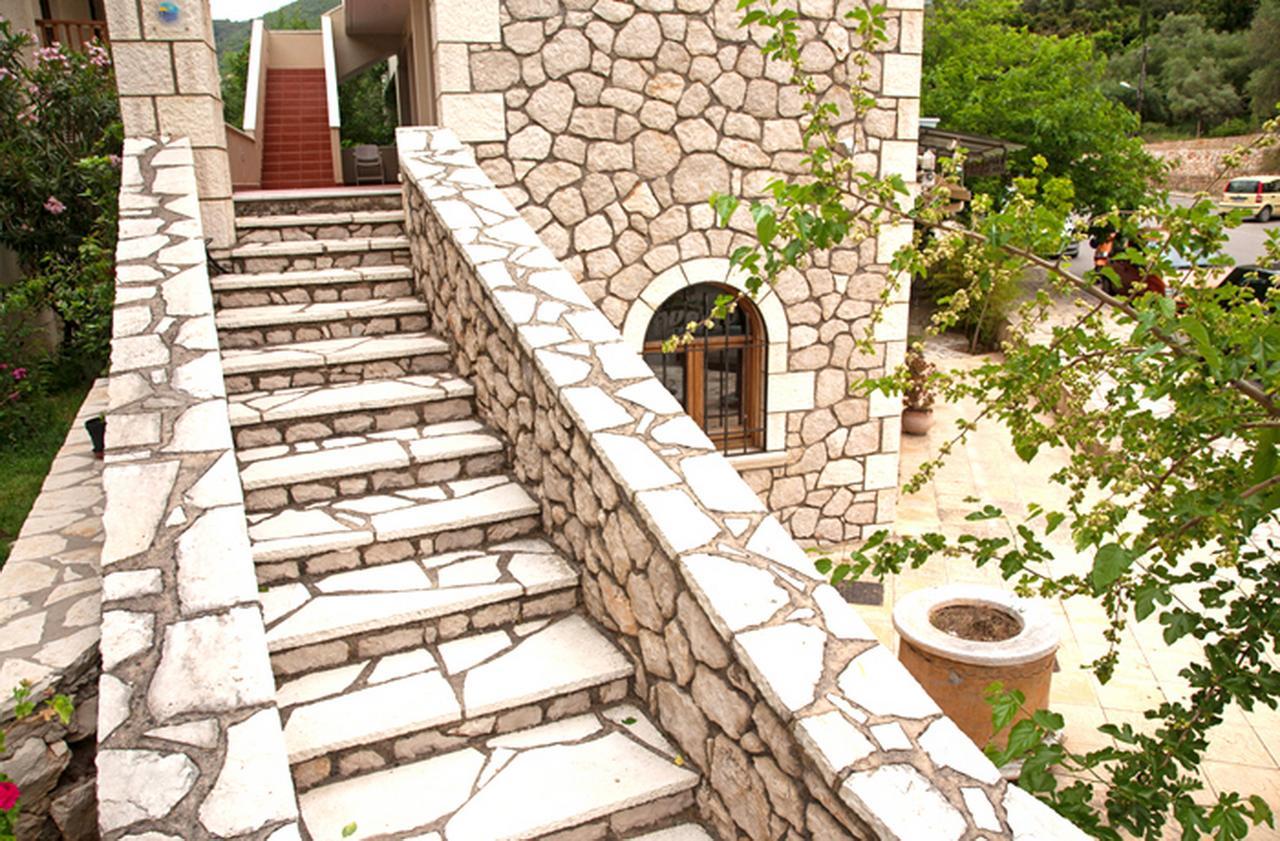Averto Lefkada City Exterior photo