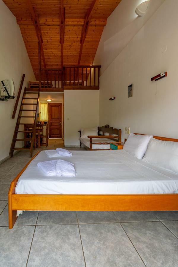 Averto Lefkada City Exterior photo
