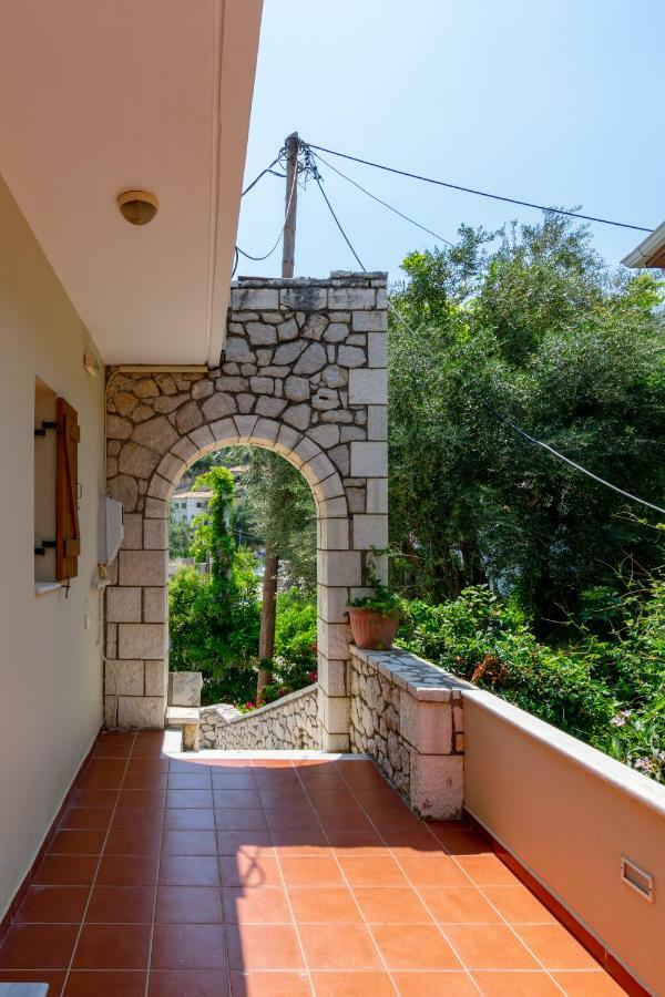 Averto Lefkada City Exterior photo