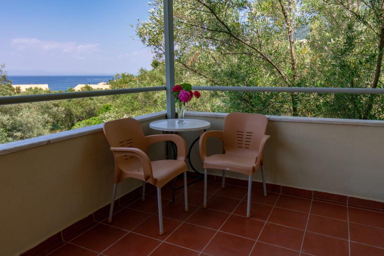 Averto Lefkada City Exterior photo